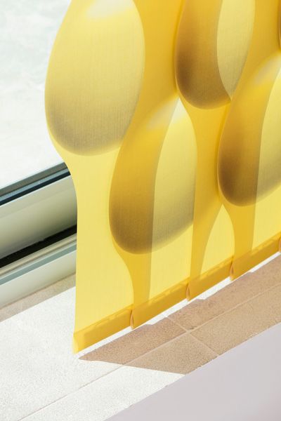 Systèmes de rideaux à bandes verticales, SG 2950, Multi Visio, Mood shot "Casa Violi", Mallorca, Spain, 3D Vertical Waves