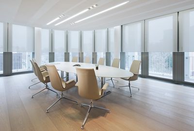 Systèmes stores enrouleurs, SG 4970, Multiscreen 1-10%, Room shot "Orrick House", Düsseldorf, Germany