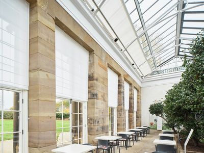 Systèmes rideaux drapés, SG 2120, Colorama 1, The Camellia House, Wentworth, South Yorkshire, United Kingdom