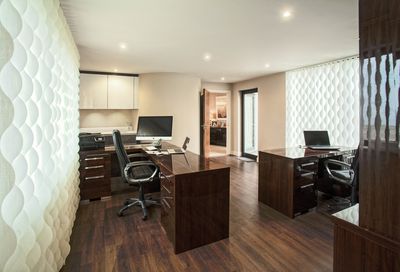 Systèmes de rideaux à bandes verticales, SG 2810, Multi Visio, Room shot "Rawsons Retreat", Kent, United Kingdom, Vertical Waves