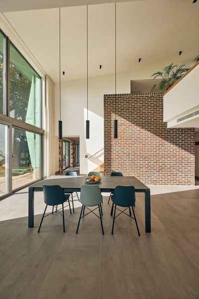 Tringles à rideaux à tirage électrique, SG 5600, Colorama 1 Multicolour, Copper Bottom, Oxford, United Kingdom