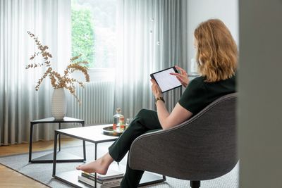 Systèmes de rideaux, SG Control N, Colorama 2 Multicolour, ISP Showroom, Ostermundigen, Switzerland, Move Smart Home Hub