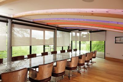 Systèmes stores enrouleurs, SG 4980, Versascreen 1-10%, Bowcliffe Hall, Bramham, United Kingdom