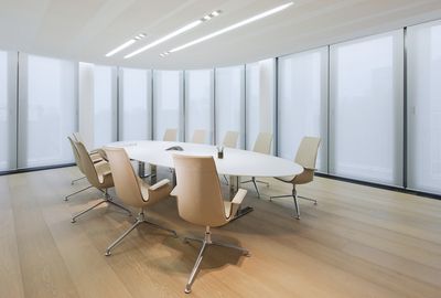 Systèmes stores enrouleurs, SG 4970, Multiscreen 1-10%, Room shot "Orrick House", Düsseldorf, Germany