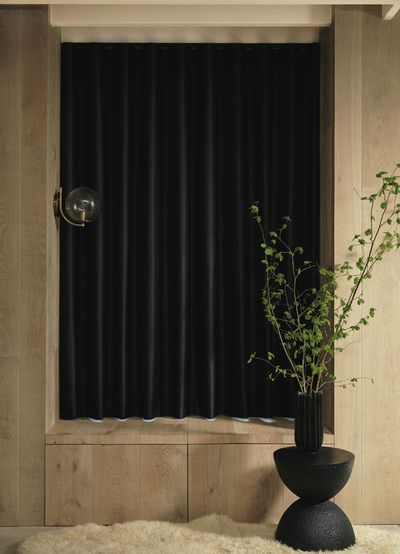 Systèmes de rideaux, SG 6465, Deep, Private House, Cardiff, United Kingdom, Black