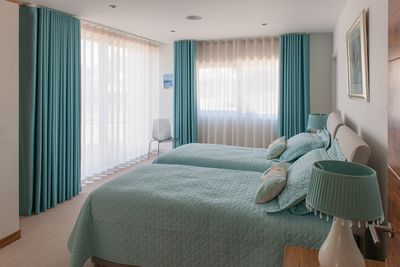 Systèmes de rideaux, SG 5600, Someo, Room shot "The Point", Broadstairs, United Kingdom, Wave