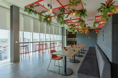 Systèmes stores enrouleurs, SG 4960, Versascreen 1-10%, Virgin Money, Glasgow, Scotland, United Kingdom