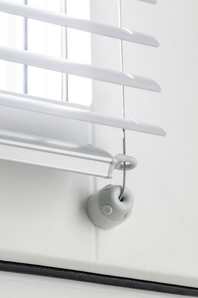 Stores vénitiens, SG 8110