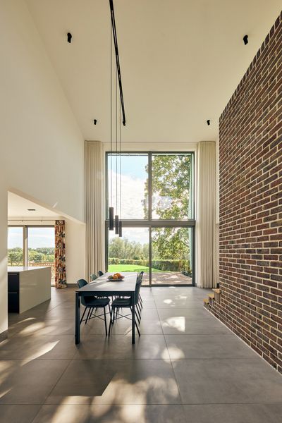 Tringles à rideaux à tirage électrique, SG 5600, Colorama 1 Multicolour, Copper Bottom, Oxford, United Kingdom