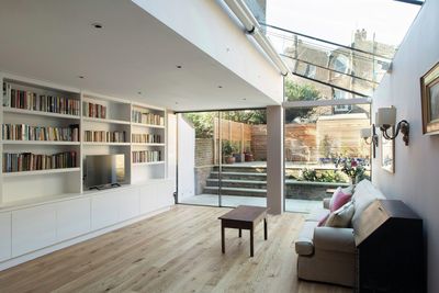 Systèmes Skylight, SG 8600, Multiscreen 1-10%, Private Residence Dunollie Road, London, United Kingdom